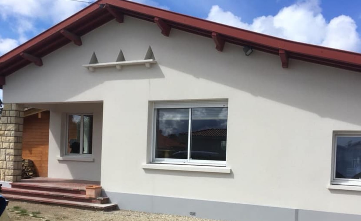 Après ravalement de façade Gujan Mestras avec un relissage des murs