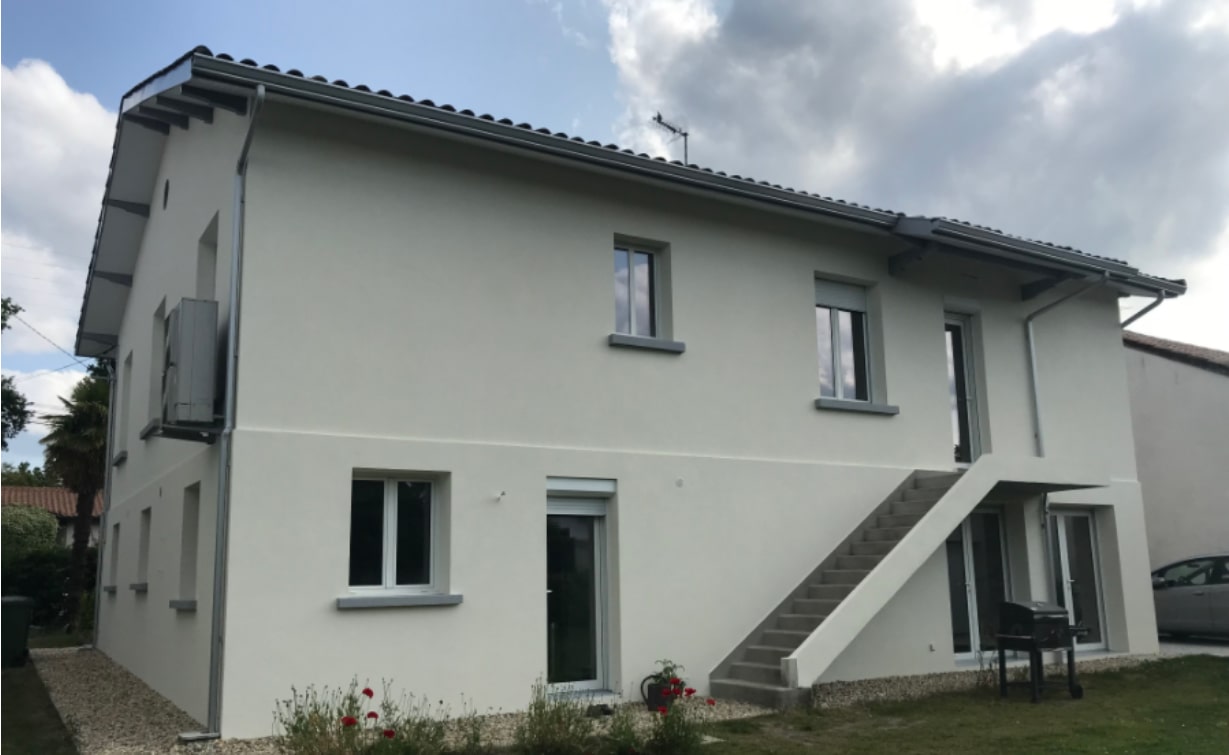 Après le ravalement de grande envergure à Pessac sur la face arrière