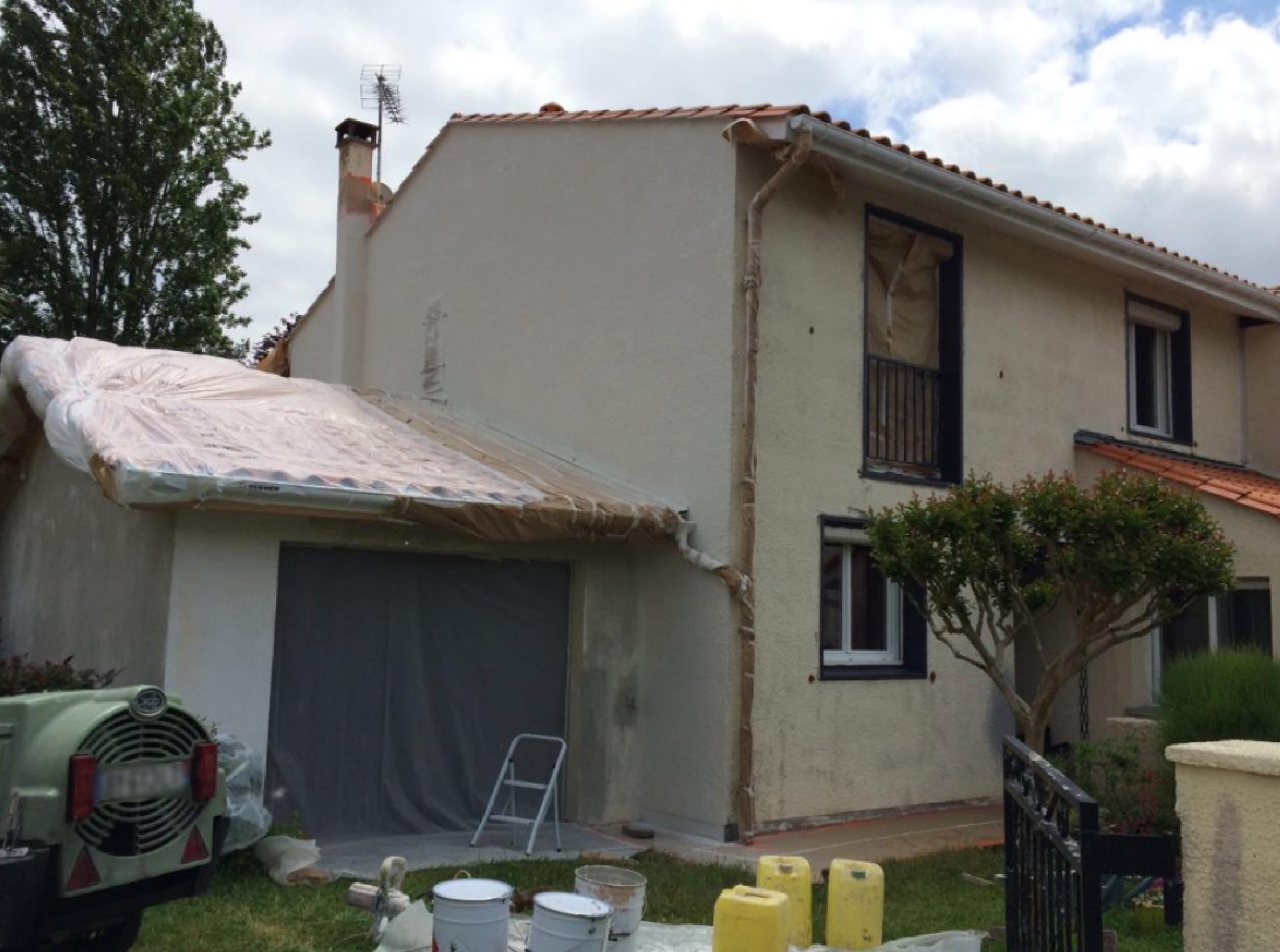 Photo chantier pendant rénovation de façade à Blanquefort