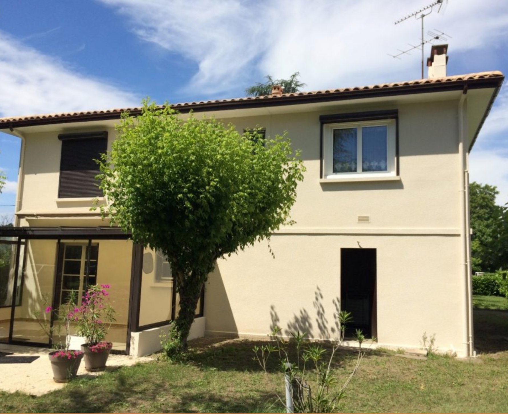 Chantier après pose de résine projetée à Langon